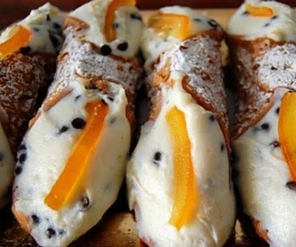 Cannolo di Dattilo